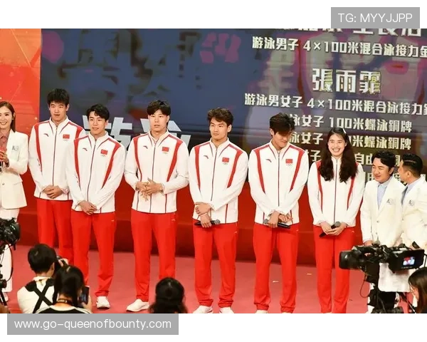 徐海博男子400米自由泳预赛第一，张展硕、费立纬紧随其后晋级